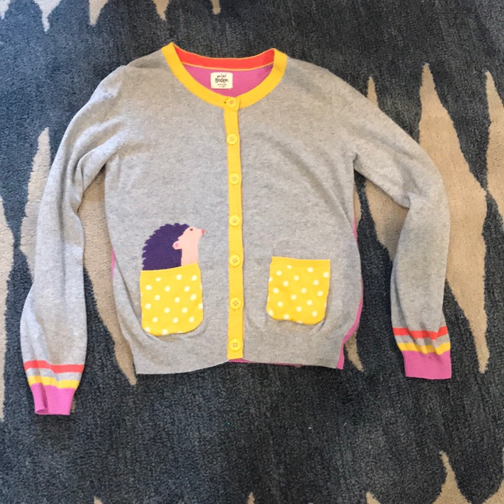 Soft Mini-Biden hedgehog cardigan